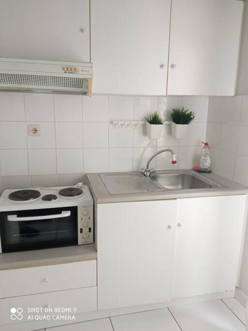 Lemon - Happyhostgr - Downtown Apartment Golos Dış mekan fotoğraf